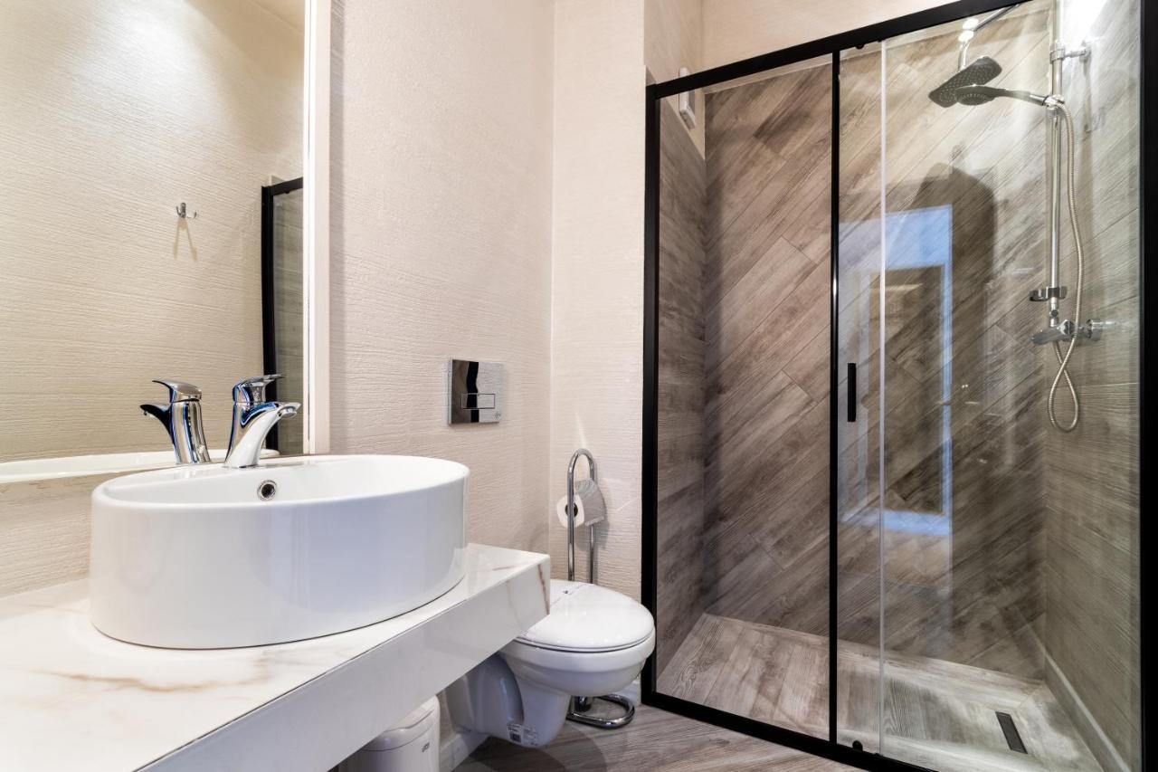 Hotel Bulevard Ramnicu Valcea Ngoại thất bức ảnh